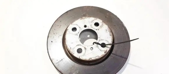 Toyota Yaris Front brake disc ventiliuojamas