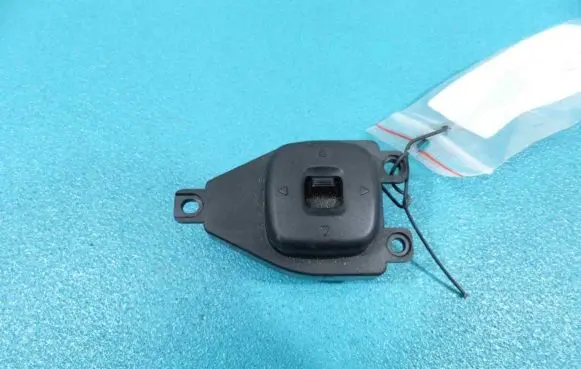 Mazda 3 I Electric window control switch BJOE66600 IMPRK862599