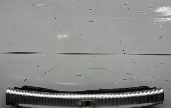 Audi A6 S6 C6 4F Trunk/boot sill cover protection 4F9864483