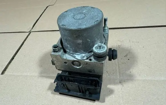 Mitsubishi Colt ABS Pump 0265800844