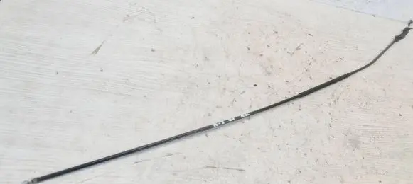 Audi A3 S3 8P Engine bonnet/hood lock release cable 8P2823531C