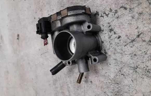 Renault Megane II Throttle valve 030133062C 030133062B