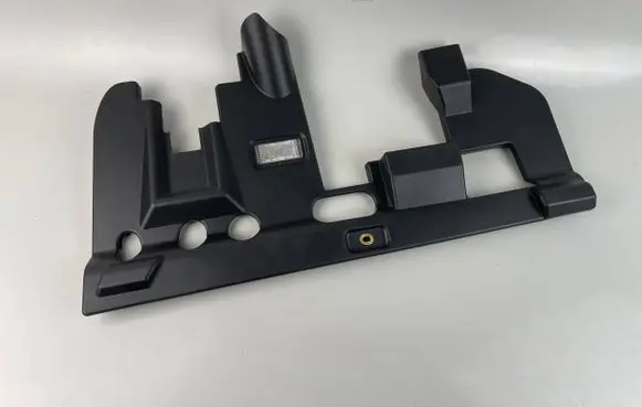 Porsche Cayenne (92A) Dashboard lower bottom trim panel 7P5815173B