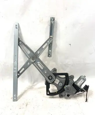 Hyundai i20 (PB PBT) Front door window regulator with motor 988201J100 2621004670