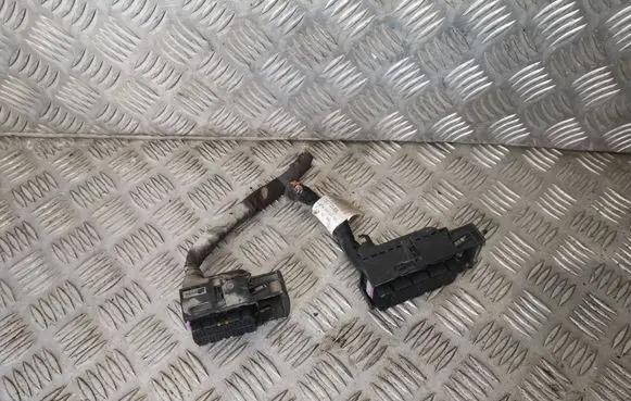 Engine installation wiring loom
