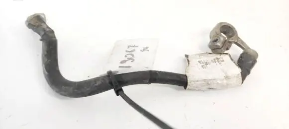 Volkswagen Touran I Positive cable (battery)