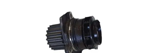 Volkswagen PASSAT B5 Water pump 03L121031