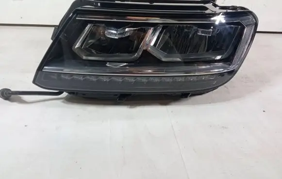 Volkswagen Tiguan Headlight/headlamp 5NB941035B 030110123100
