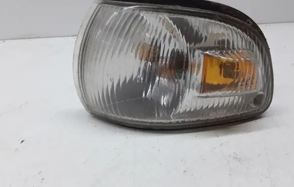 Hyundai H-100 Front indicator light