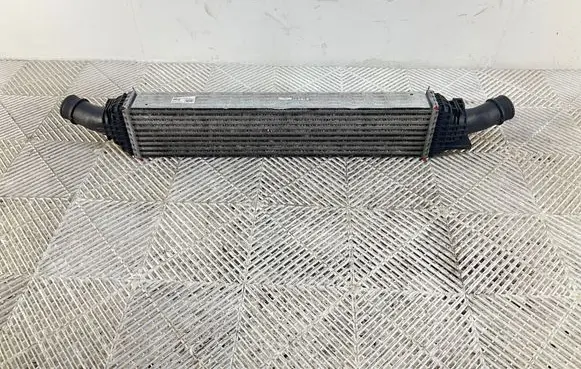 Audi A4 S4 B8 8K Intercooler radiator 8K0145805G