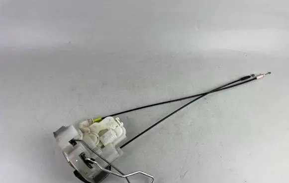 Subaru Forester SH Front door lock