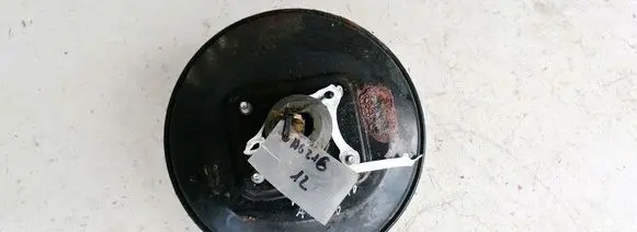 Volvo S40, V40 Brake booster
