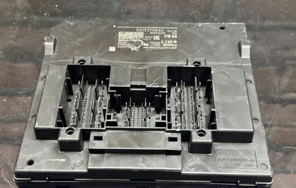Skoda Karoq Other control units/modules 5Q1937084C BCMPQ37H