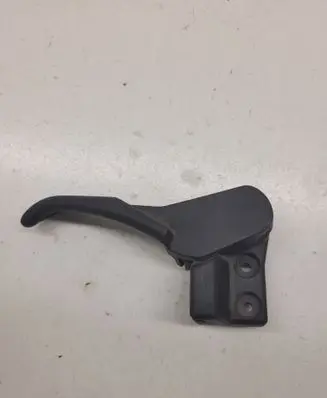 Volkswagen PASSAT B5.5 Engine bonnet (hood) release handle 3B1823533