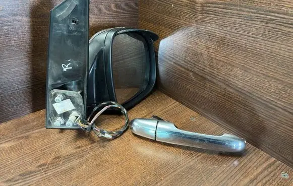 Mercedes-Benz Vito Viano W639 Front door electric wing mirror 232636044 6395407409