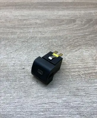 Opel Omega B1 Windscreen/window heater switch 90494418 501657