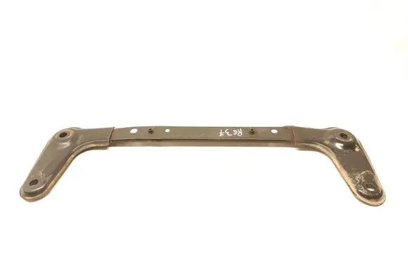Radiator mount bracket