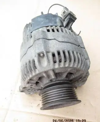 Volkswagen Transporter - Caravelle T4 Generator/alternator 0123320018 028903027N