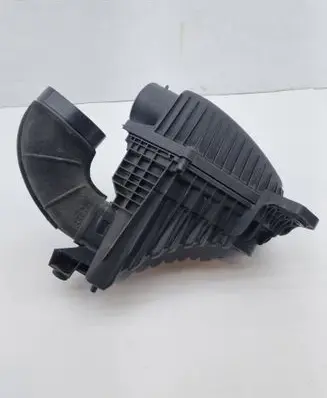 Jeep Grand Cherokee WL Air filter box 68376820AC