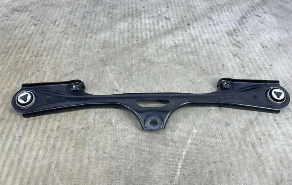 Other engine bay part