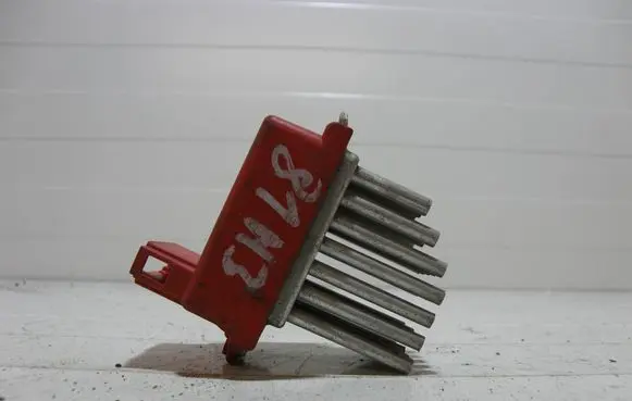Audi A3 S3 8L Heater blower motor/fan resistor 657364M 5DS00646701 1J0907521