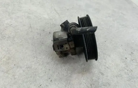 Jeep Cherokee XJ Power steering pump 53010258AB