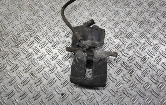 Volkswagen PASSAT B7 Rear brake caliper 3Q0615405J