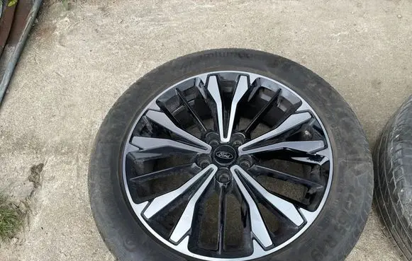 Ford Kuga III R19 alloy rim LV4CP2A