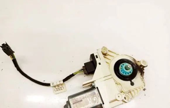 Audi A6 S6 C6 4F Rear door window regulator motor 4F0959801C