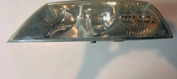 Skoda Octavia Mk2 (1Z) Headlight/headlamp 1Z1941017