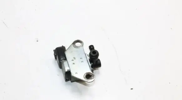 Hyundai i30 Turbo solenoid valve K5T46695