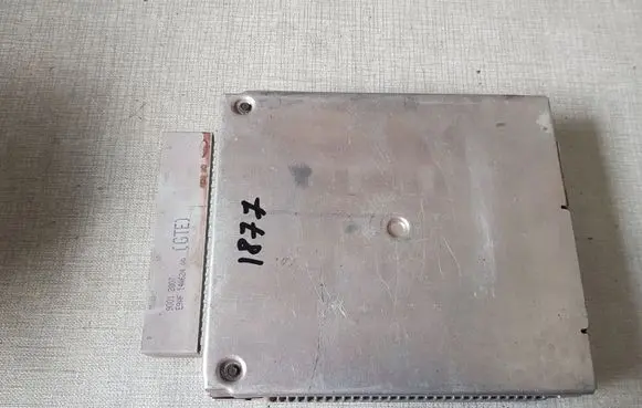 Ford Scorpio Engine control unit/module 90GB12A650BA