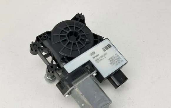 BMW i4 Front door window regulator motor 9854229 313092403277 E01378113