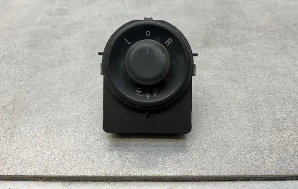 Opel Mokka X Wing mirror switch 42406139