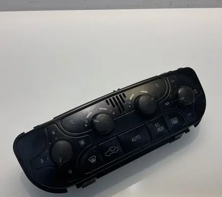 Mercedes-Benz C W203 Climate control unit 2038300285 A2038300285
