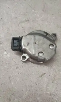 Audi A4 S4 B6 8E 8H Camshaft vanos timing valve 058905161C 1008990013