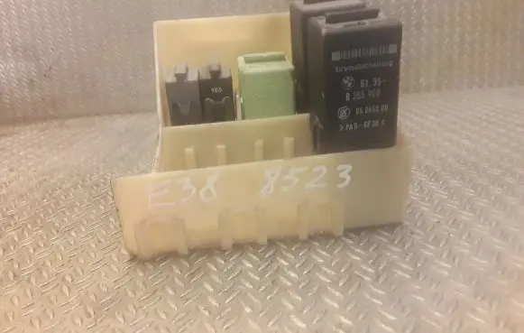 BMW 7 E38 Fuse box set 8369811