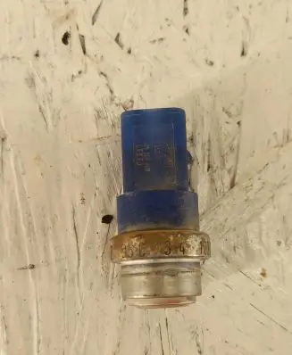 Audi A6 S6 C5 4B Coolant temperature sensor 8D0959481B