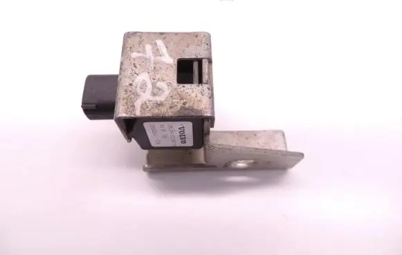 Volvo S60 Airbag deployment crash/impact sensor 8691733 8691736 D72