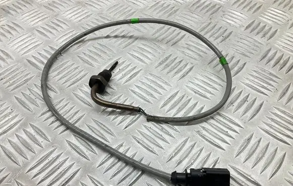 Audi Q3 8U Exhaust gas temperature sensor 04L906088EA