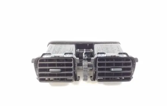 Infiniti Q70 Y51 Rear air vent grill 68794EG10B