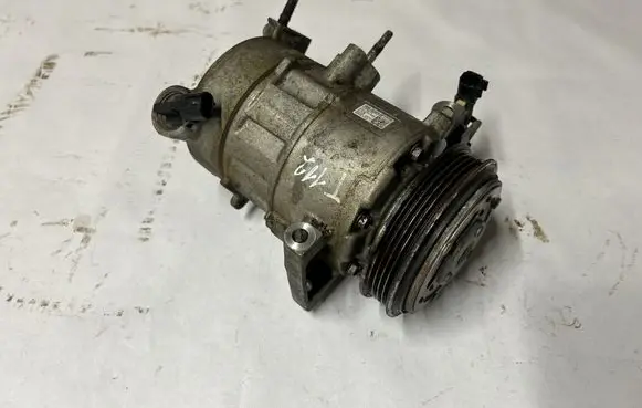 Ford Mustang VI Air conditioning (A/C) compressor (pump) FR3B19D629FB