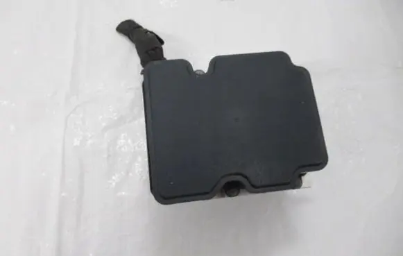 Peugeot 308 ABS Pump 9811707980