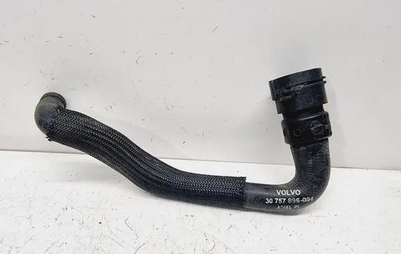 Volvo V60 Engine coolant pipe/hose 30757896