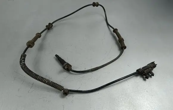 Jeep Grand Cherokee ABS brake wheel speed sensor 68250887AA