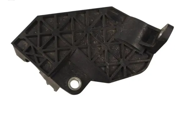 Volvo V40 Gear shift cable bracket 31321706