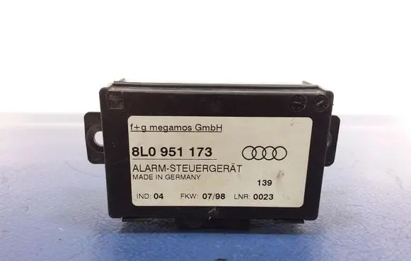Audi A8 S8 D2 4D Other control units/modules 8L0951173