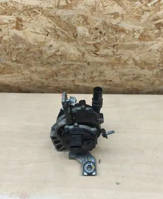 Hyundai Ioniq 5 Electric auxiliary coolant/water pump 