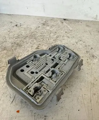 Volkswagen Polo Tail light bulb cover holder 6q6945257a