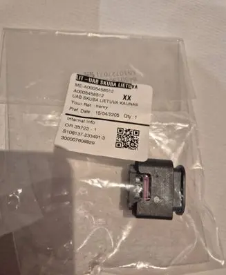 Mercedes-Benz GLE W167 AUX in-socket connector A0005458512